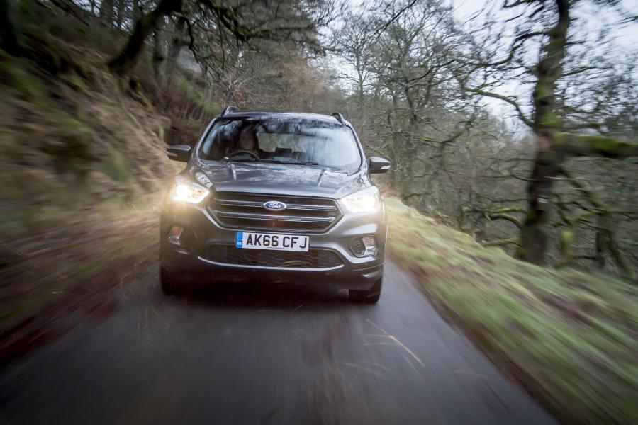 Ford Kuga ST-Line 2017 года  (UK) (фото 27 из 63)